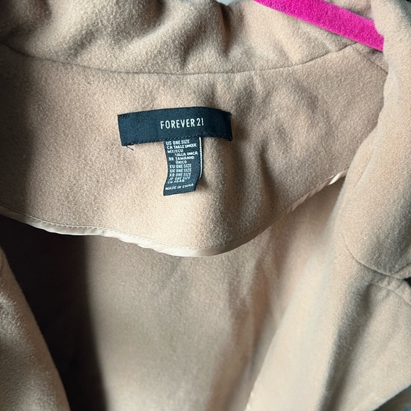 Wool Poncho! - Picture 5 of 5